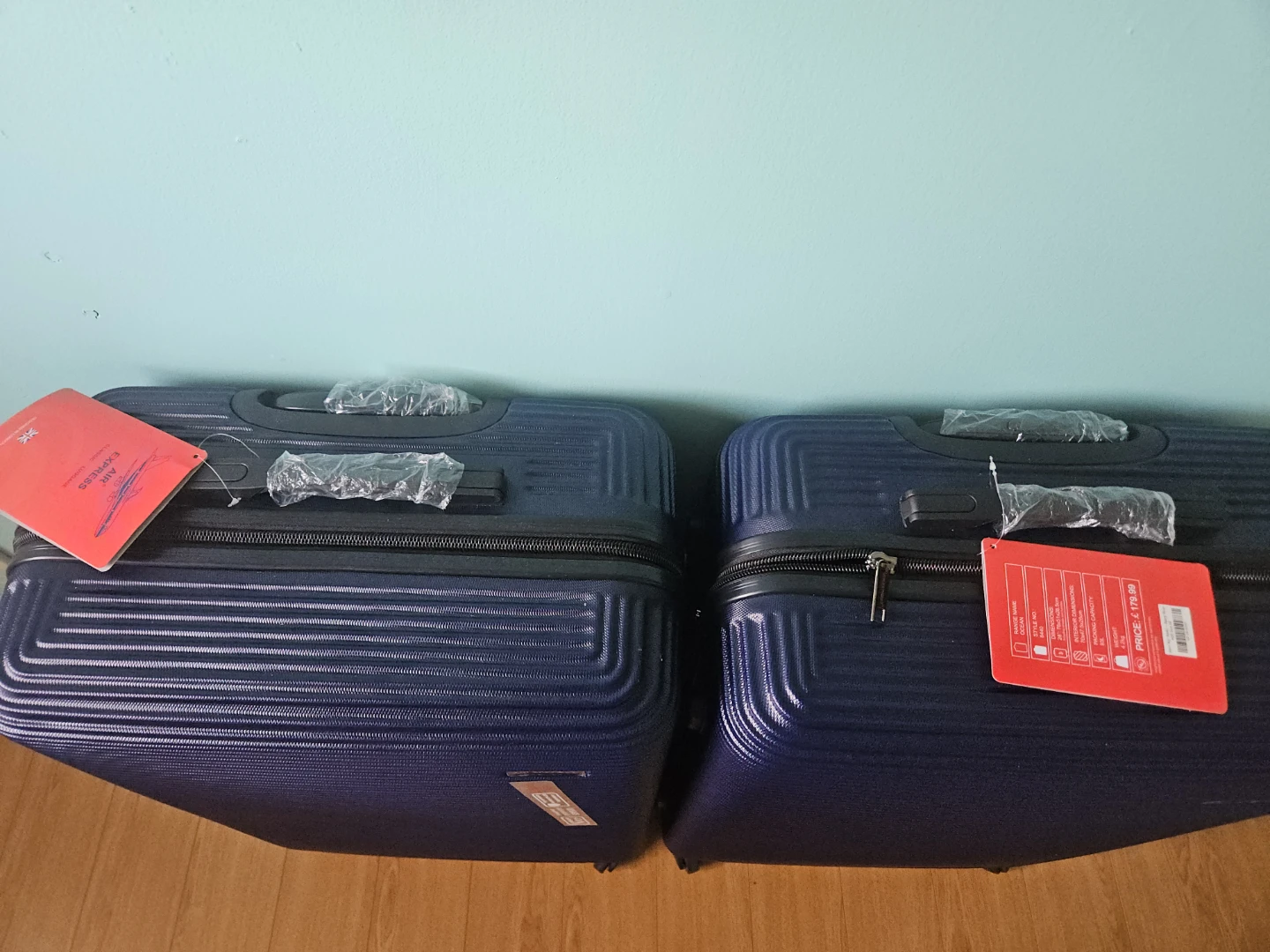 Air Express Navy Blue Luggage - photo 2