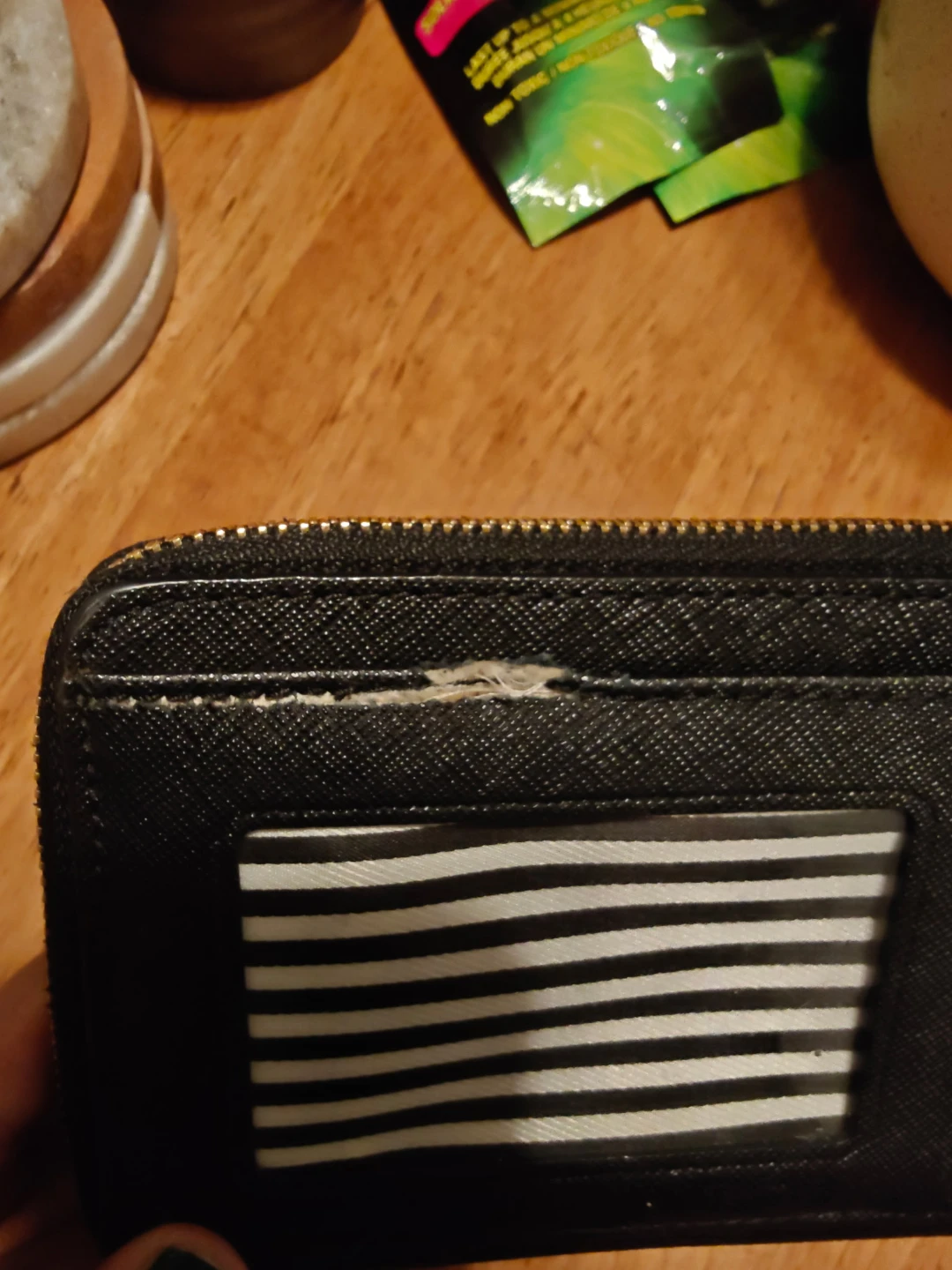 Kate Spade Wallet - photo 3