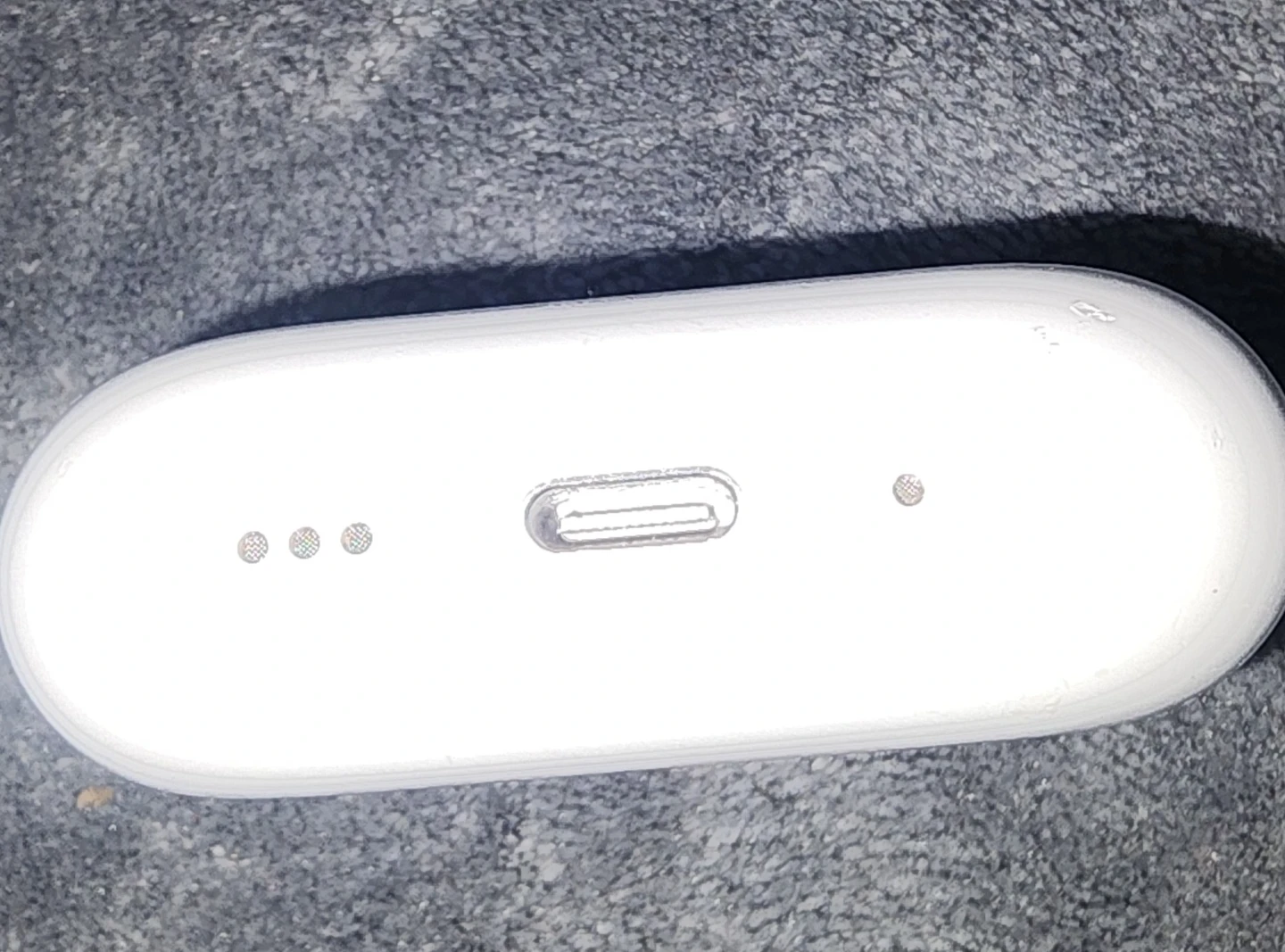 Apple AirPods Pro - photo 4