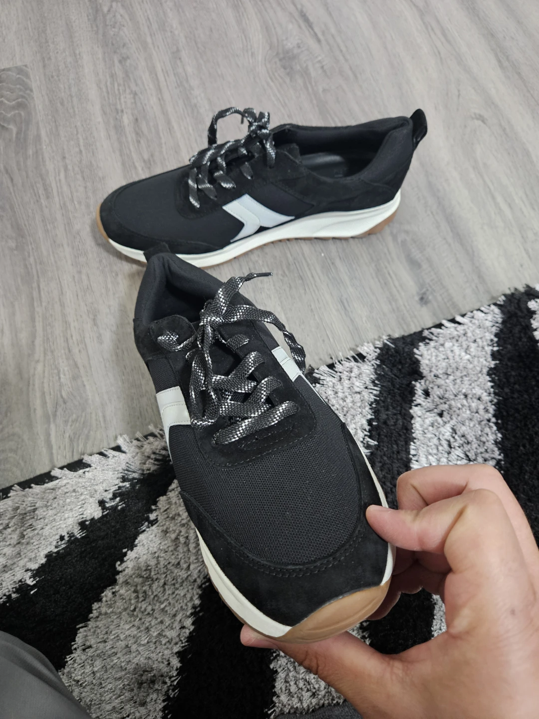 Black K-Swiss Sneakers - photo 4