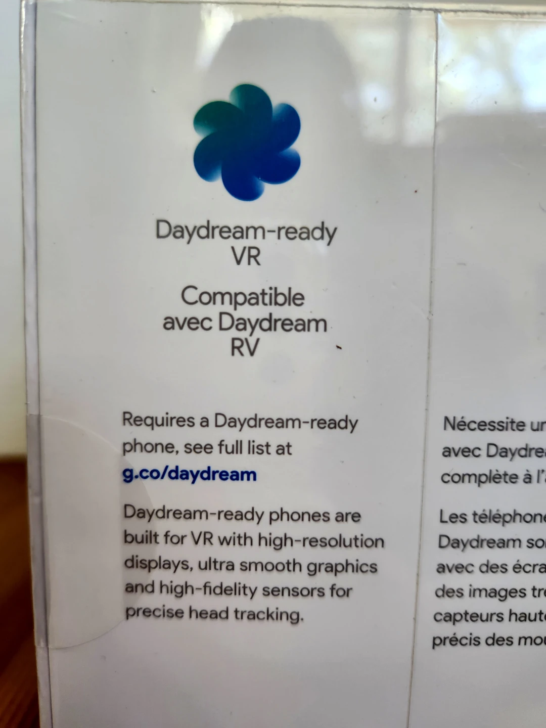 NEW ~ Google Daydream View VR Headset & Remote - photo 4