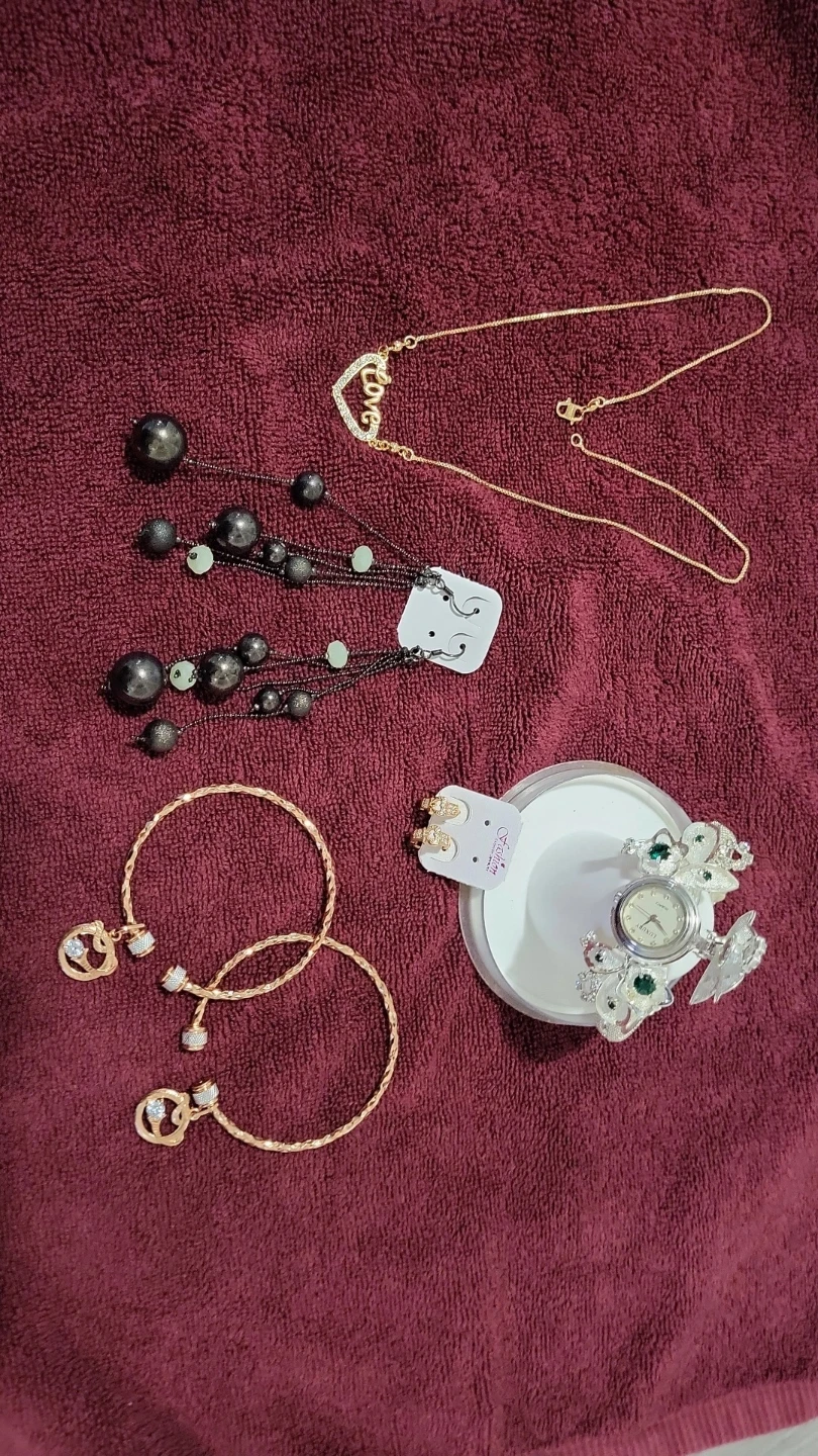 Assorted Women's Jewellery - Necklace, Earrings, Bracelets
