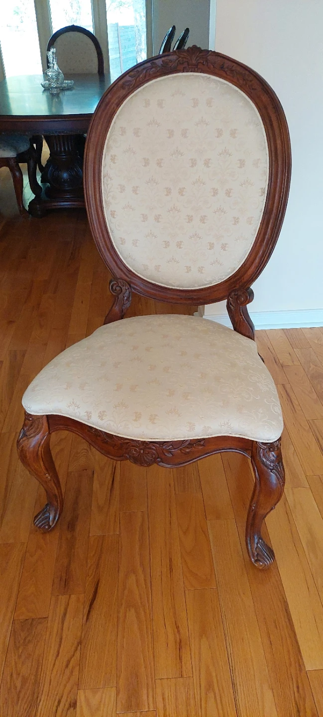 Antique Oval Back Accent Chairs - photo 3