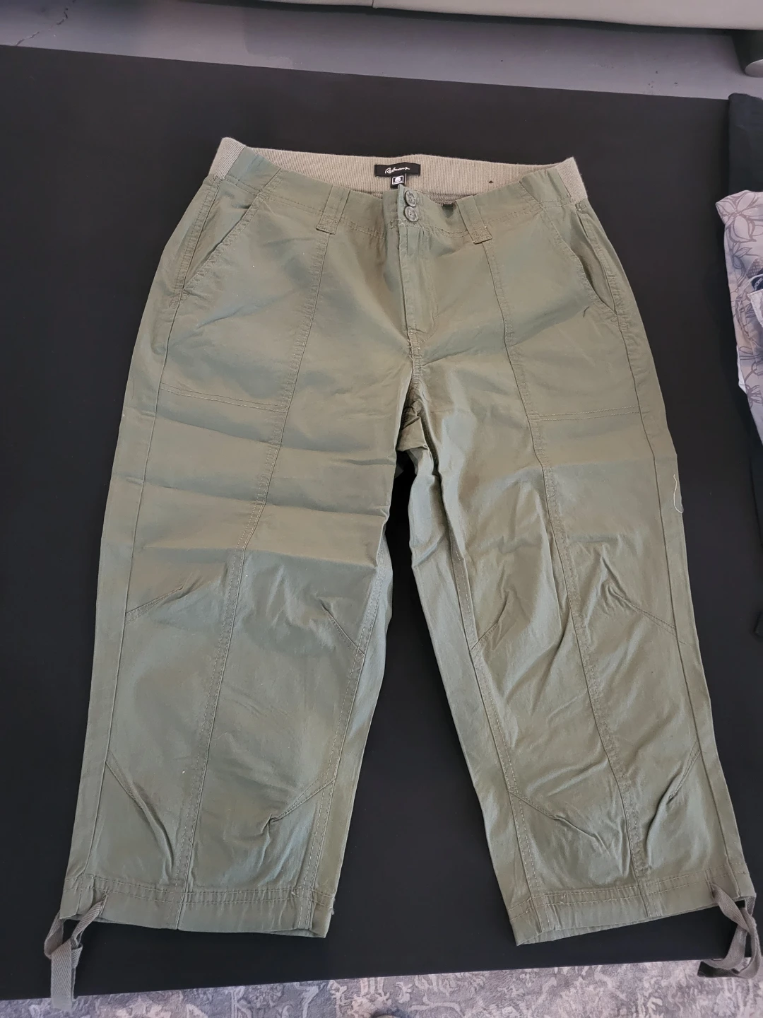Renuar Capris Womens Size 12 Green Cargo, Capri Pants