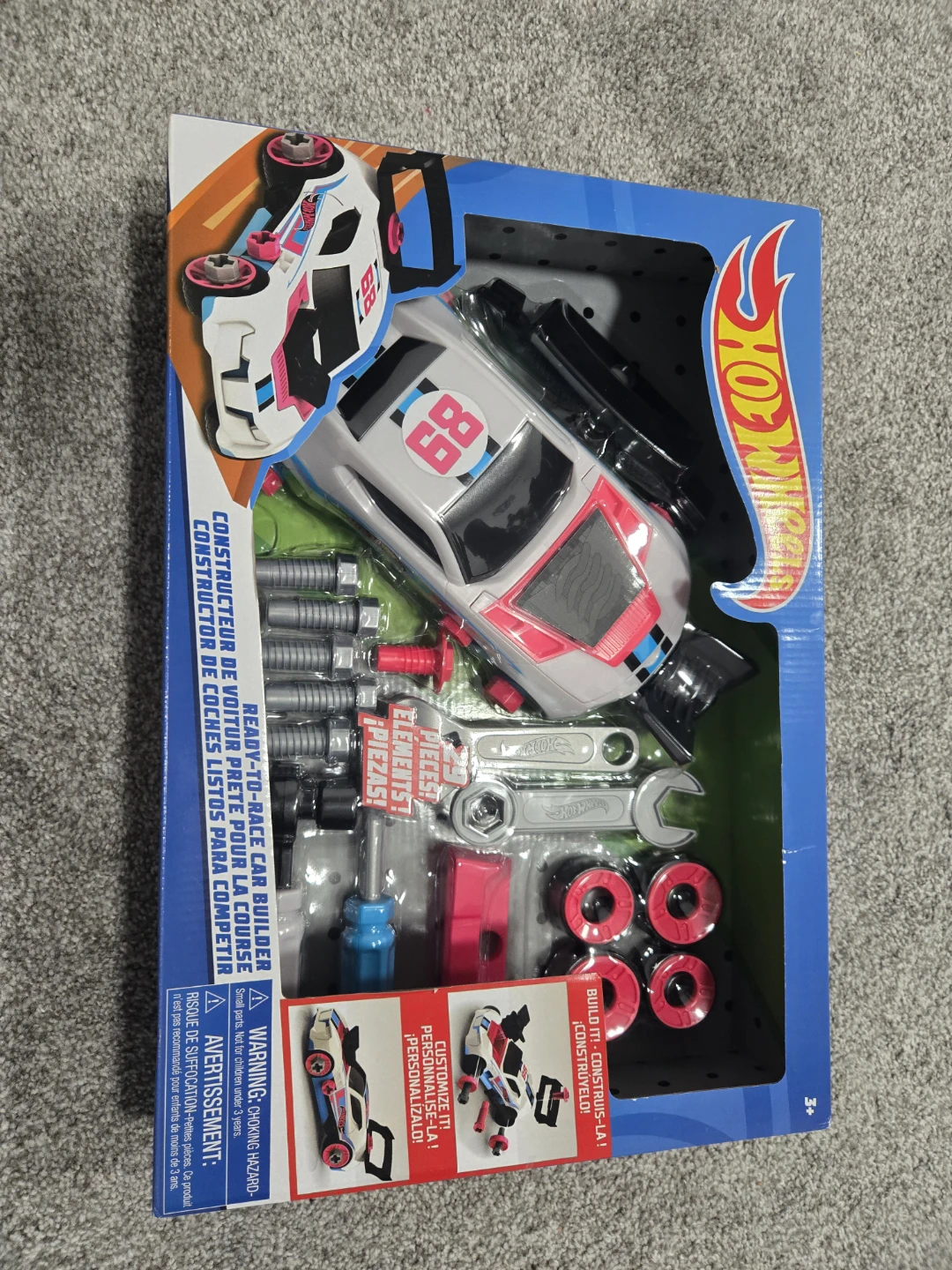 Hot Wheels Ready-to-Race Car Builder Kit