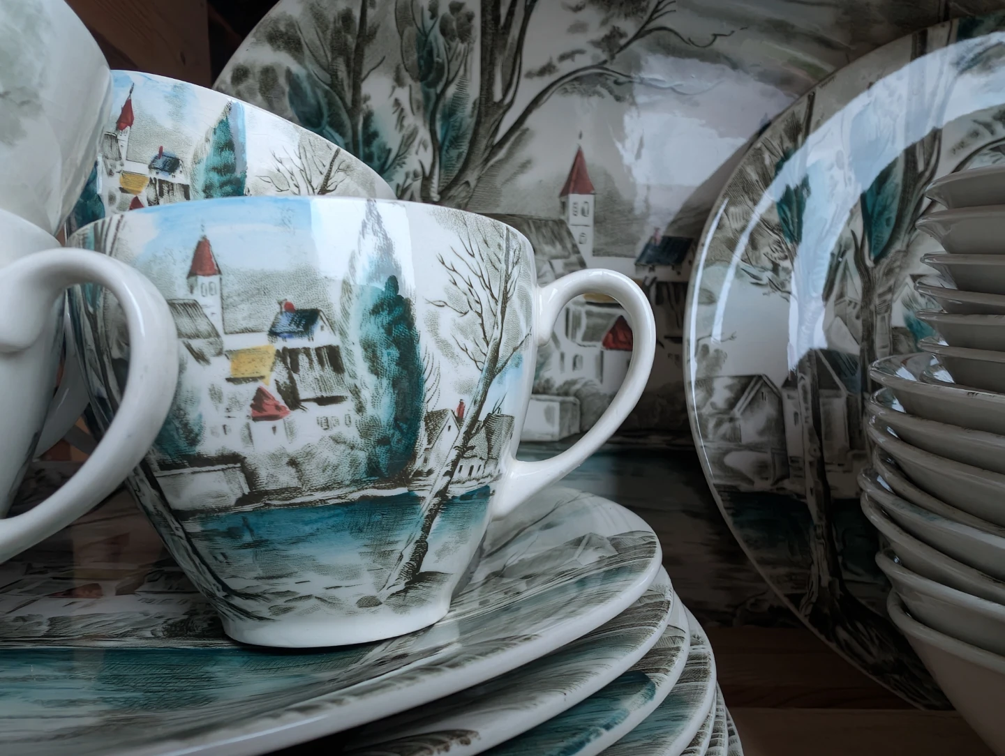 Vintage Village Scene China Set - 6 Cups & 6 Saucers - photo 4