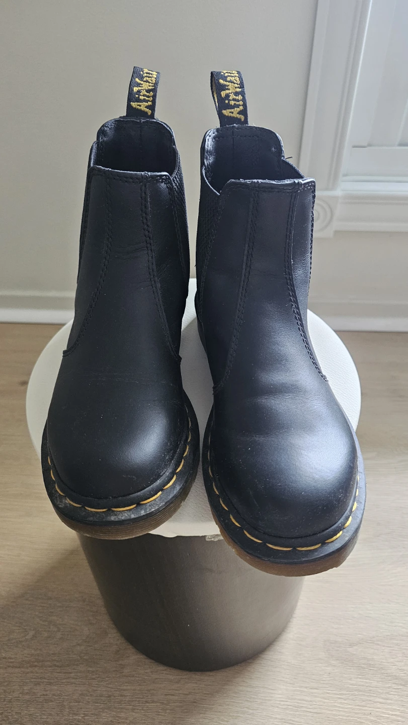 Dr. Martens Black Leather Chelsea Boots - photo 4