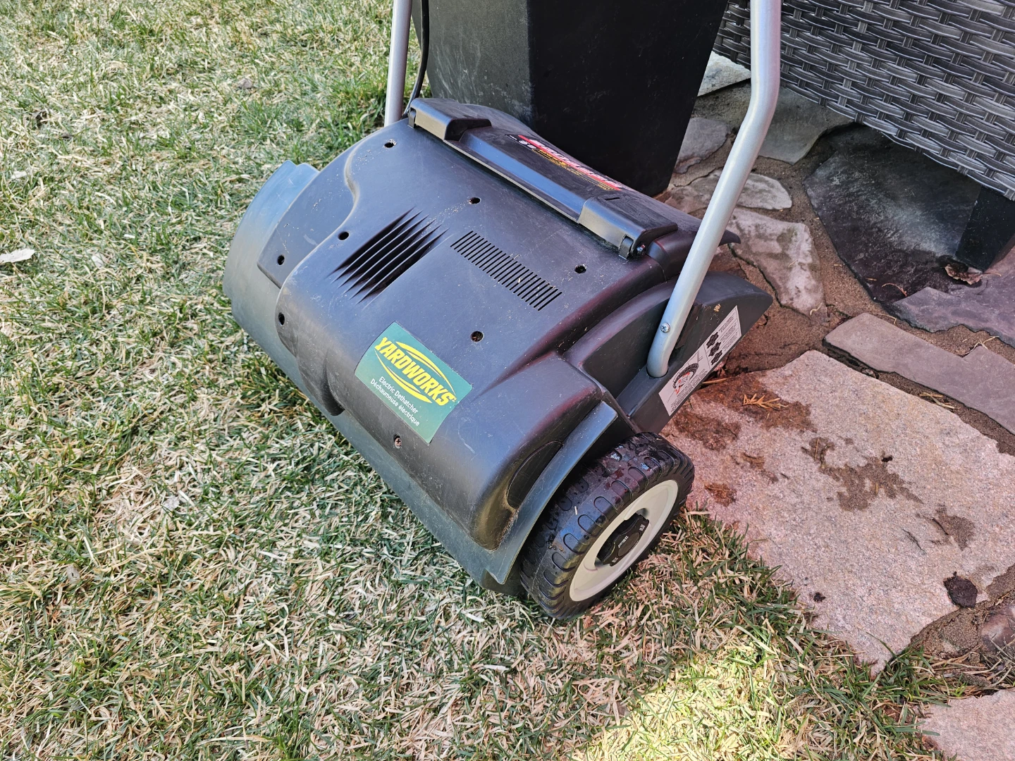 Yardworks Lawn Dethatcher/Scarifier - photo 4