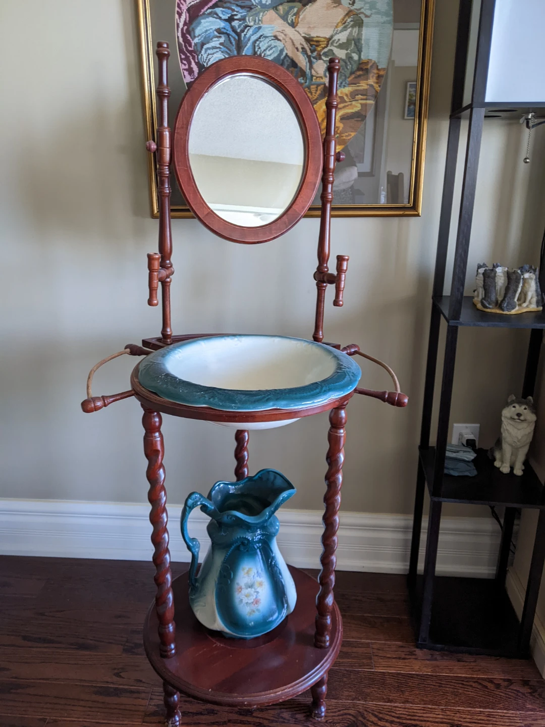 Antique Wash Stand with Mirror and Pitcher - photo 3