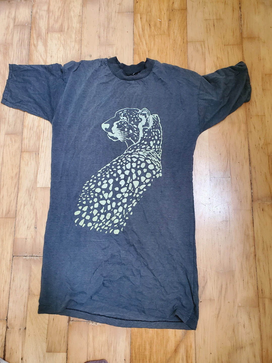 Grey T-Shirt with Cheetah Graphic - photo 3