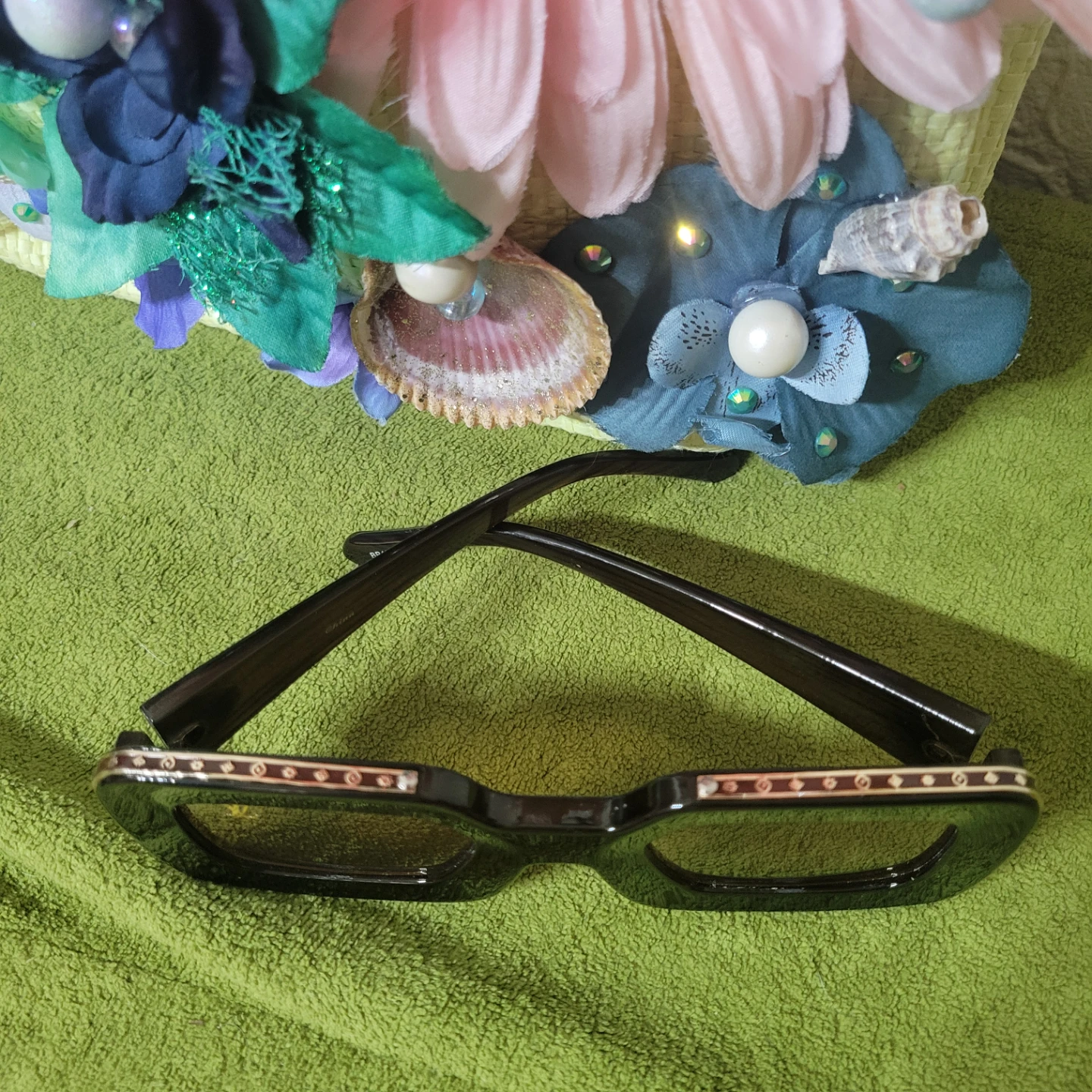 Women's Sunglasses - photo 2