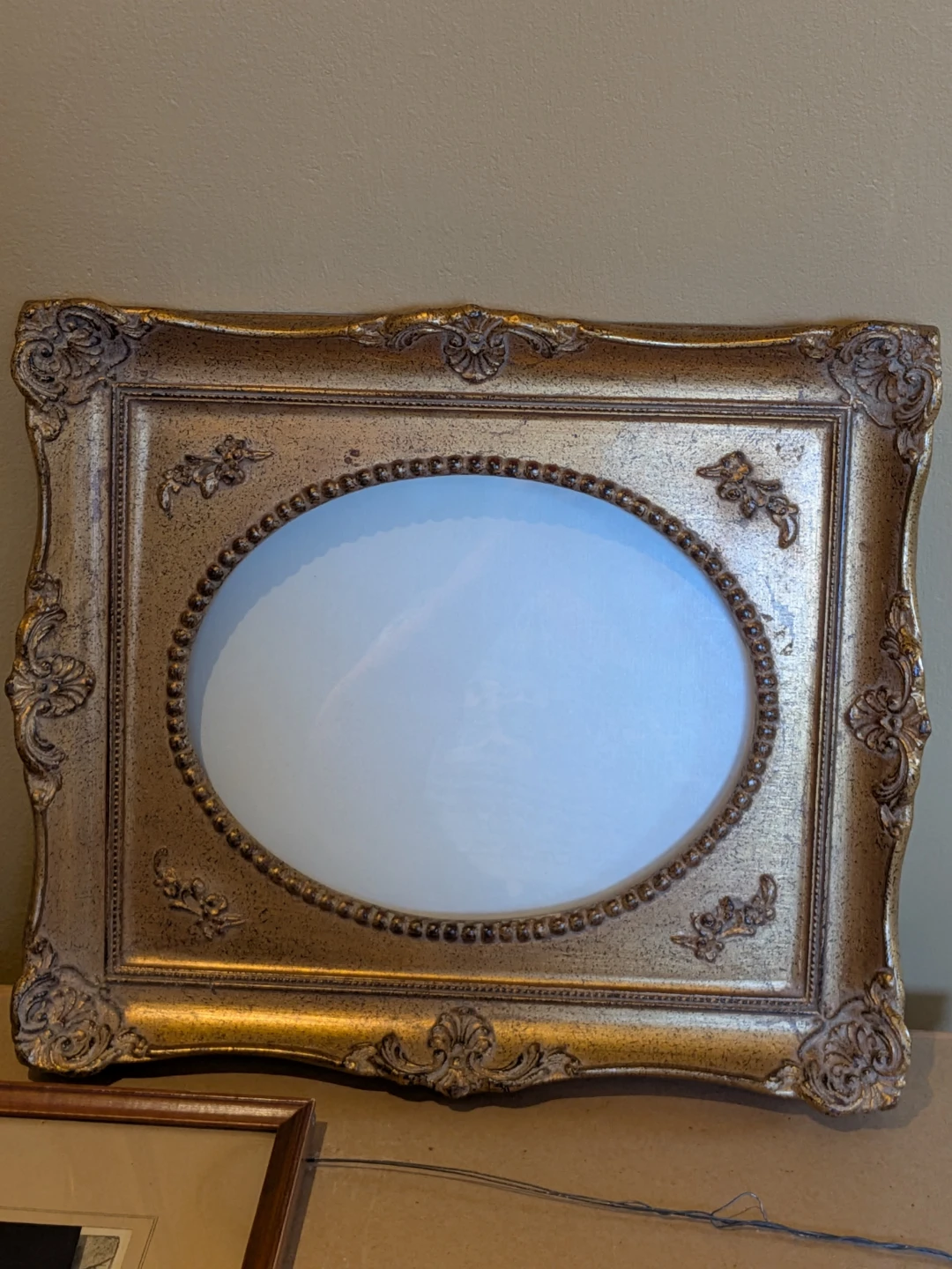 Ornate Gold Oval Picture Frame