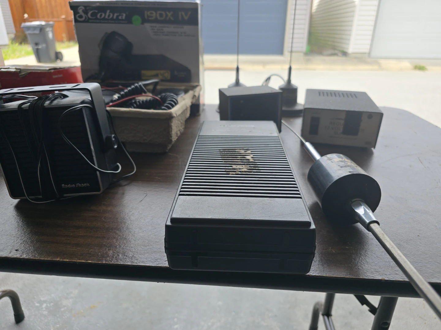 Assorted CB Radios and Accessories - photo 4