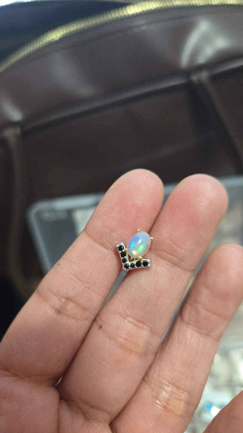 White Opal and Sapphire Earrings - photo 4