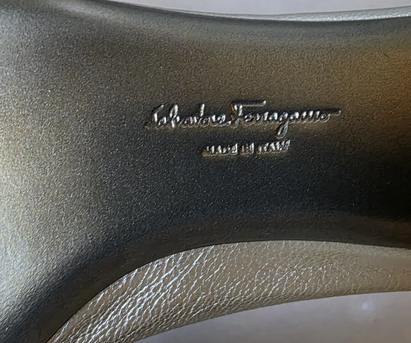 Salvatore Ferragamo Gold Leather Leaf Detail Ballet Flats - photo 3