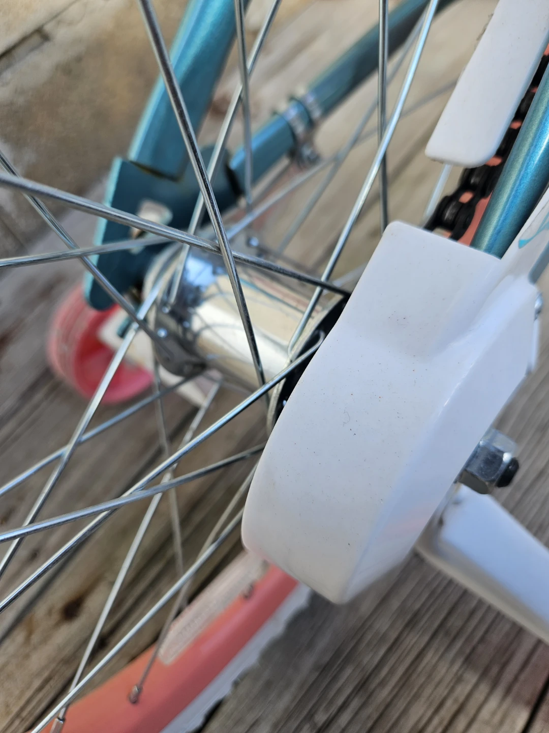 Movelo Razzle Kids Bike with Bell Helmet - photo 3