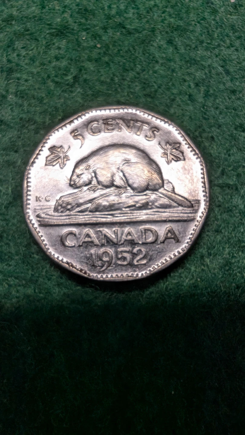 1952 Canada 5 Cents Silver Coin - photo 2