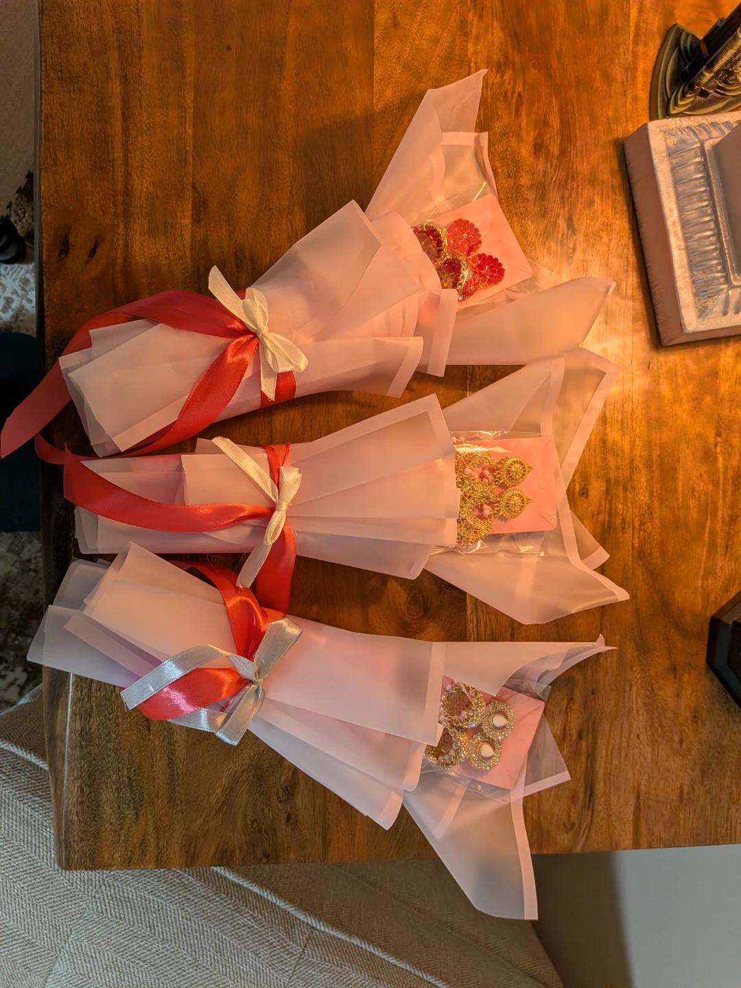 Nush jhumkay Bouquets for Eid (one for 20 dollars) - photo 3
