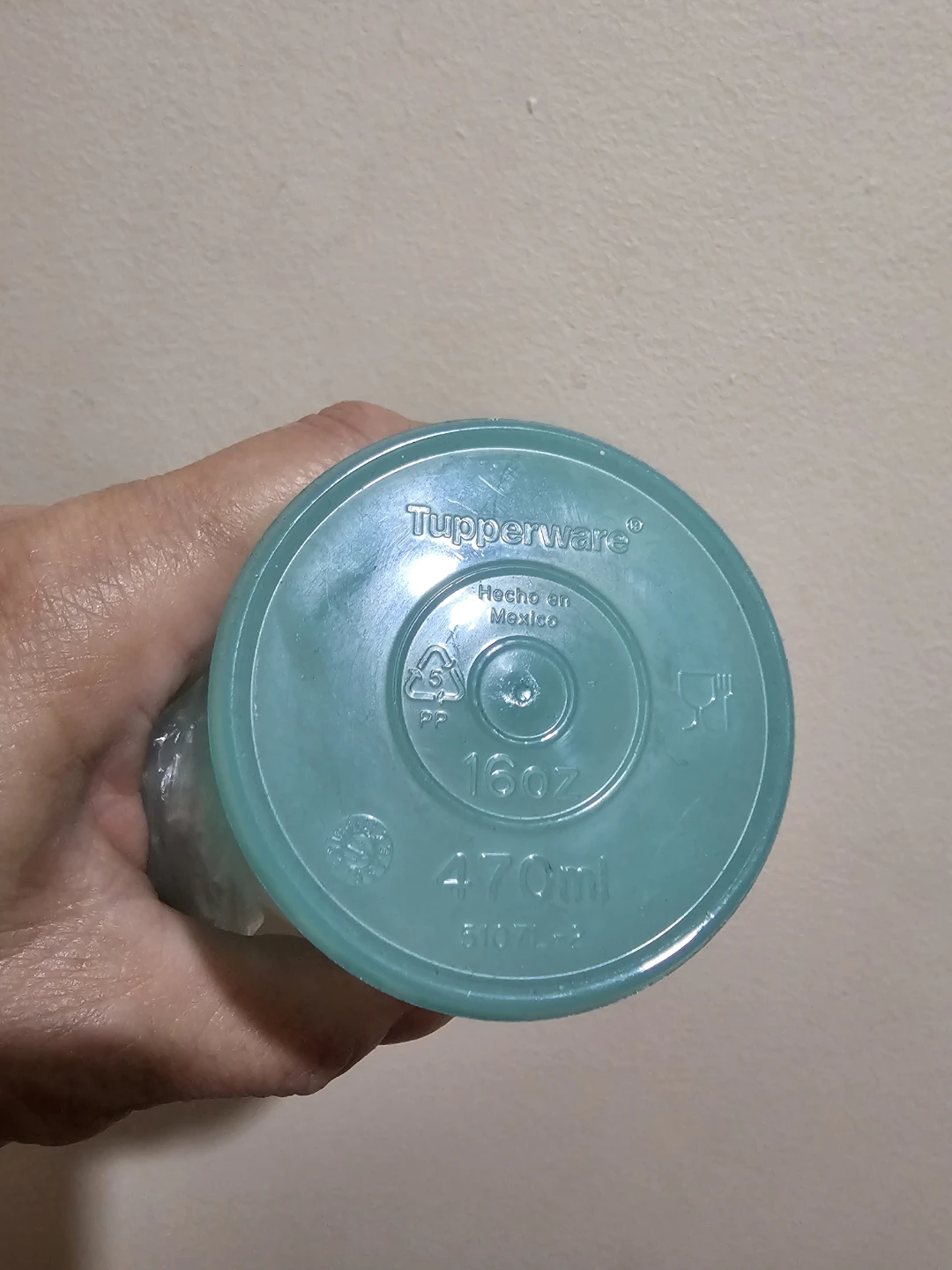 Original Tupperware 16 oz Tumbler - photo 3