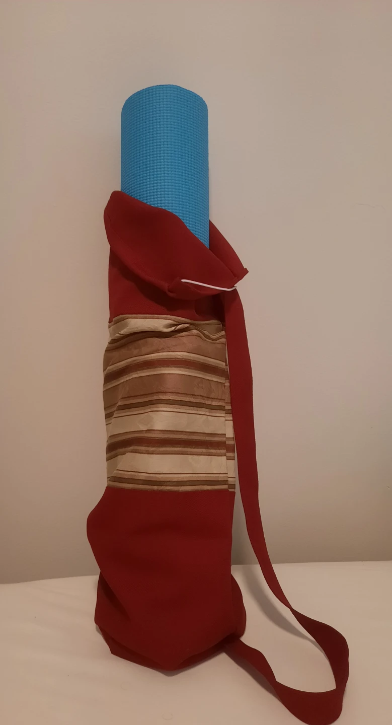 Red Yoga Mat Bag with Striped Accent - photo 2