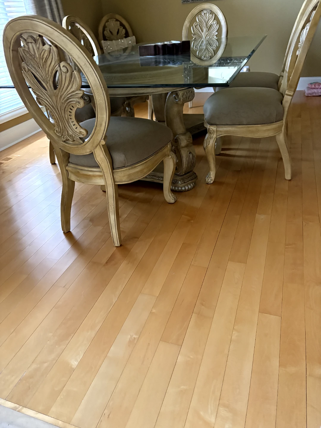 Gorgeous dining room set - photo 2