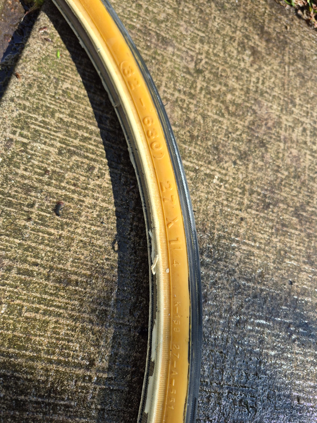 27 x 1 1/4" Bicycle Tire - Gum Wall - photo 2