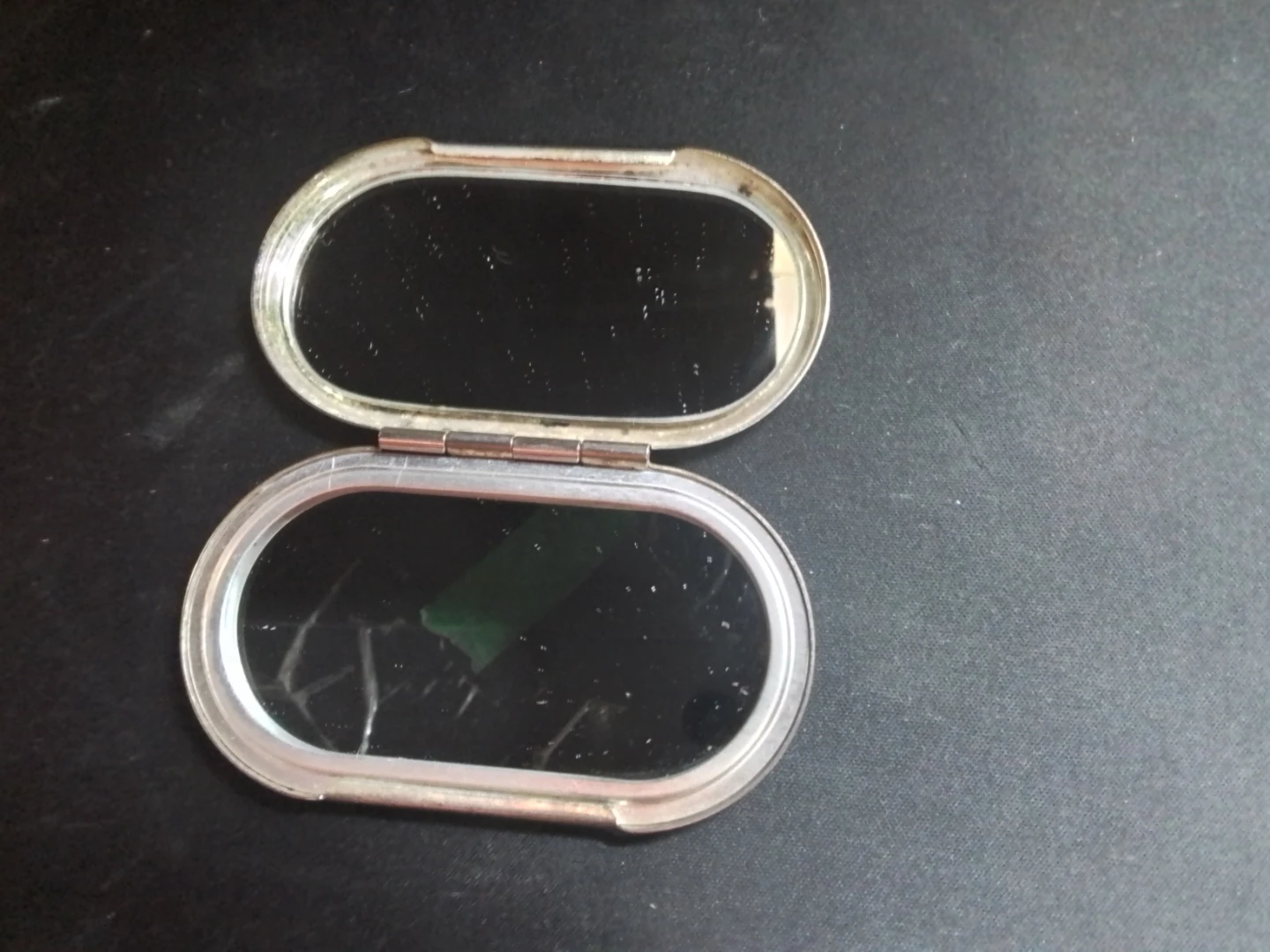Rare Vintage Marc Cain Engraved Silver Compact Pocket Mirror - photo 5