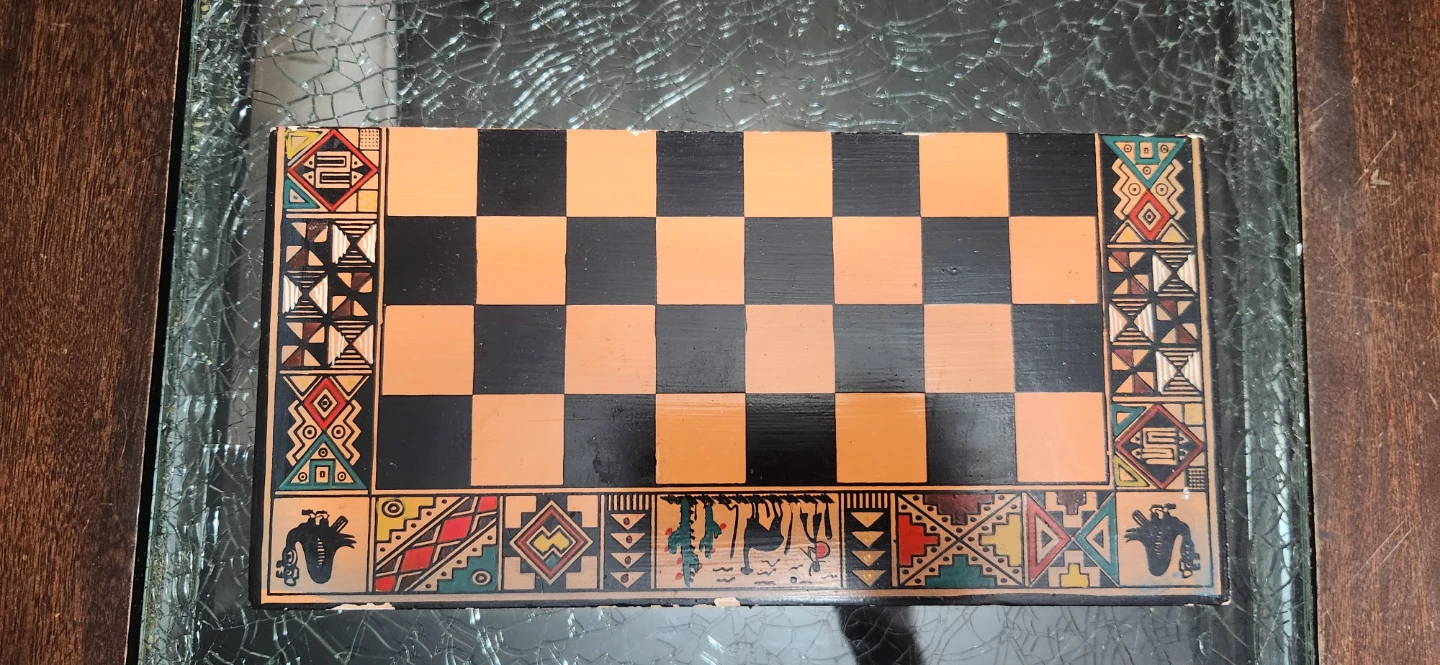 Hand-Carved Peruvian Chess Set with Decorative Board - photo 5