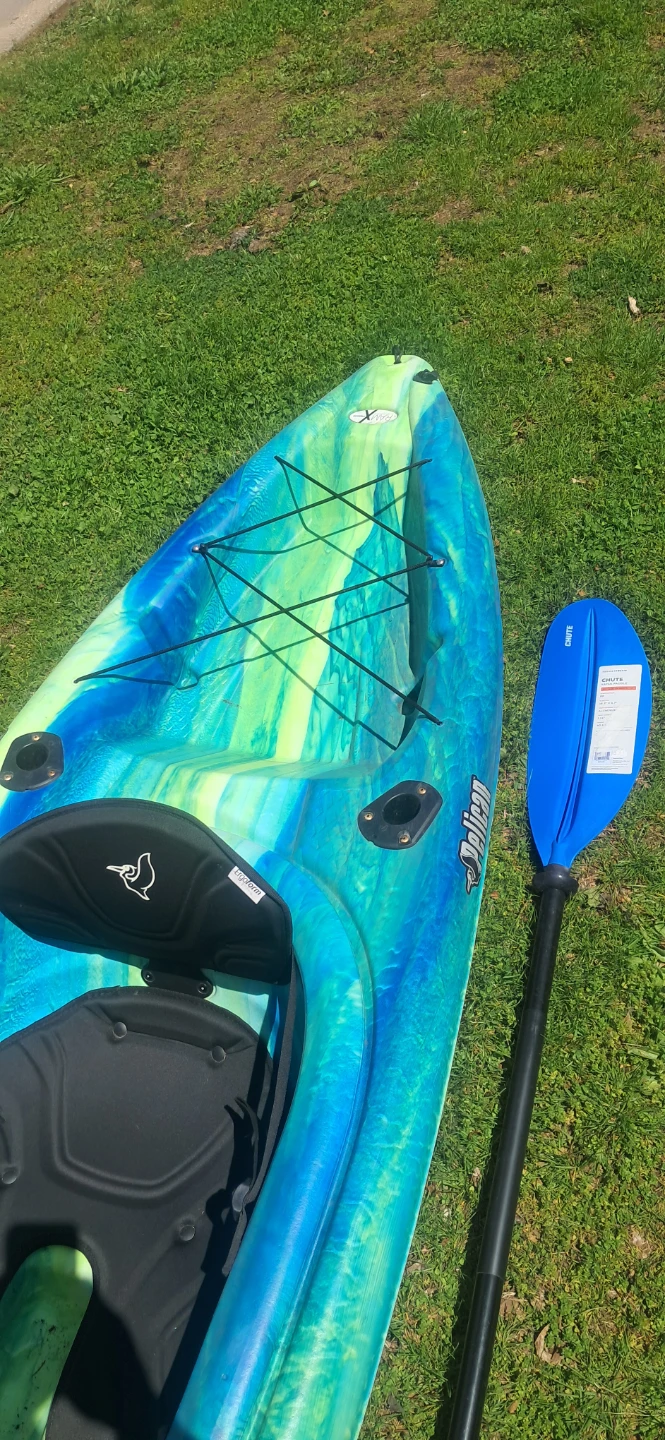 Pelican Sit-In Kayak with Paddle - photo 3