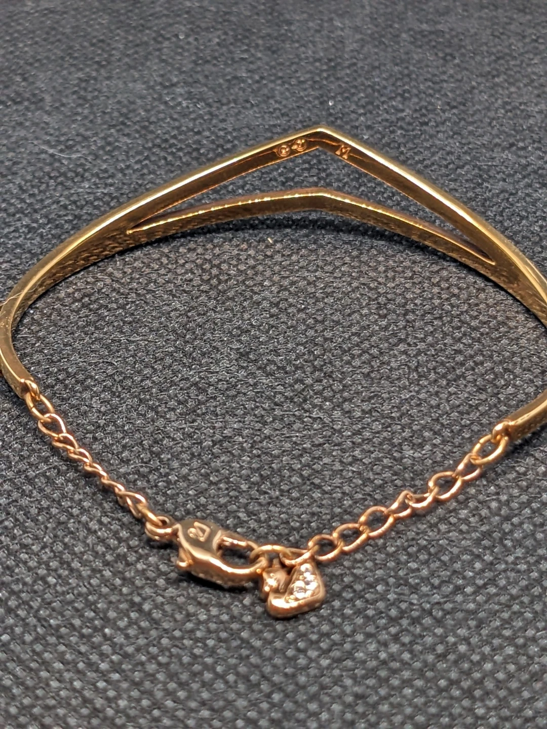 Swarovski Rose Gold V-Shape Bracelet with Crystals - photo 5