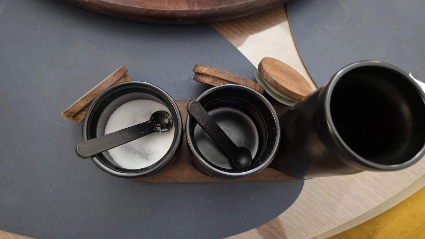 3-Piece Ceramic Condiment Set with Wooden Lids and Tray - photo 4