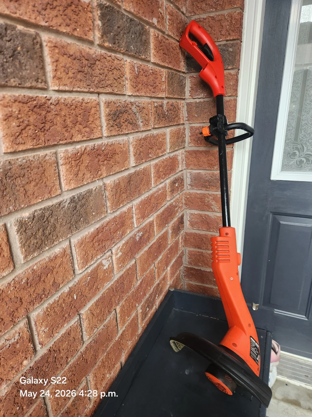 Black & Decker Electric Trimmer - photo 2