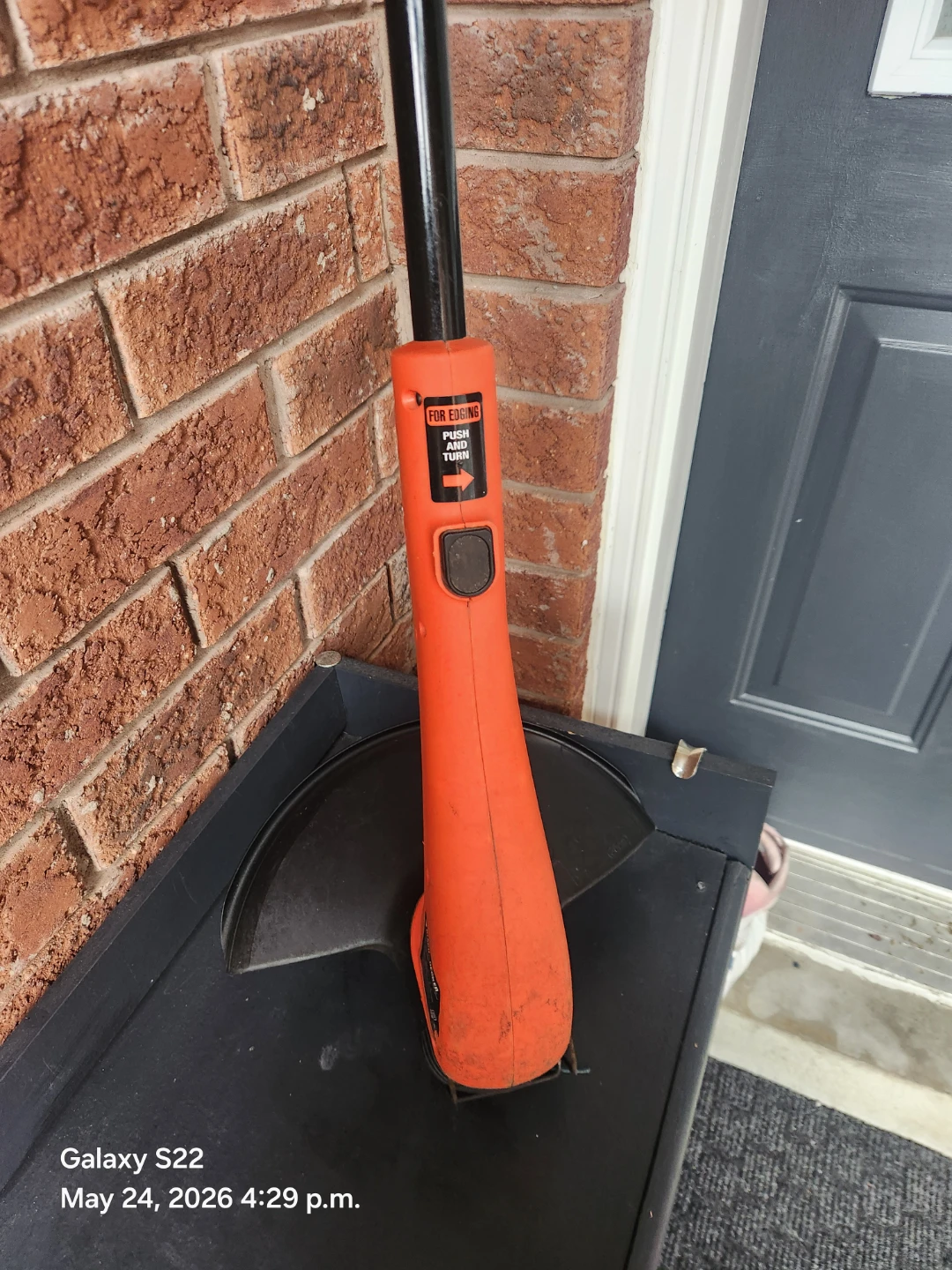 Black & Decker Electric Trimmer - photo 3