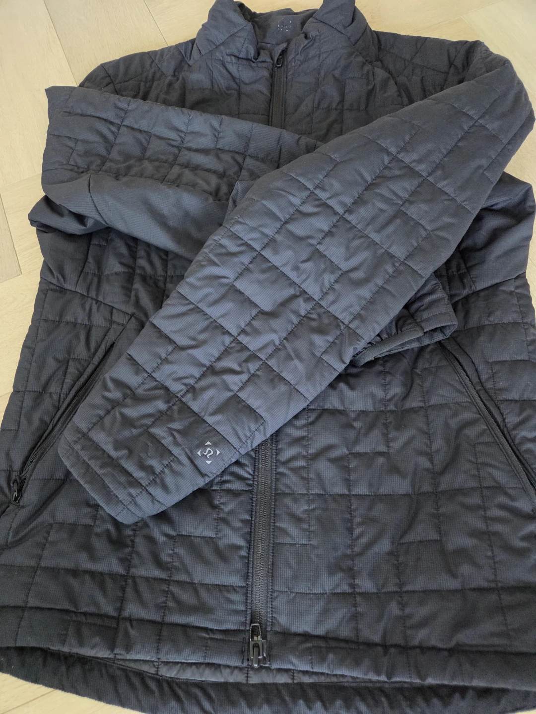 Lululemon Sky Loft Quilted Jacket - photo 3
