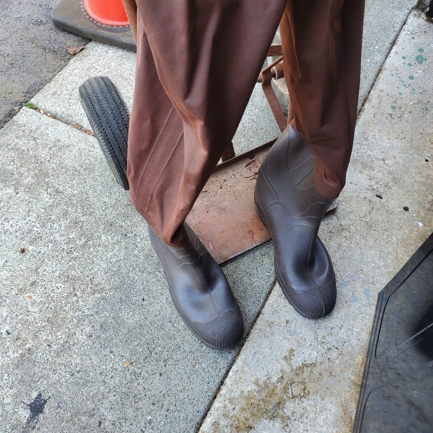 Red Ball Waders - photo 2