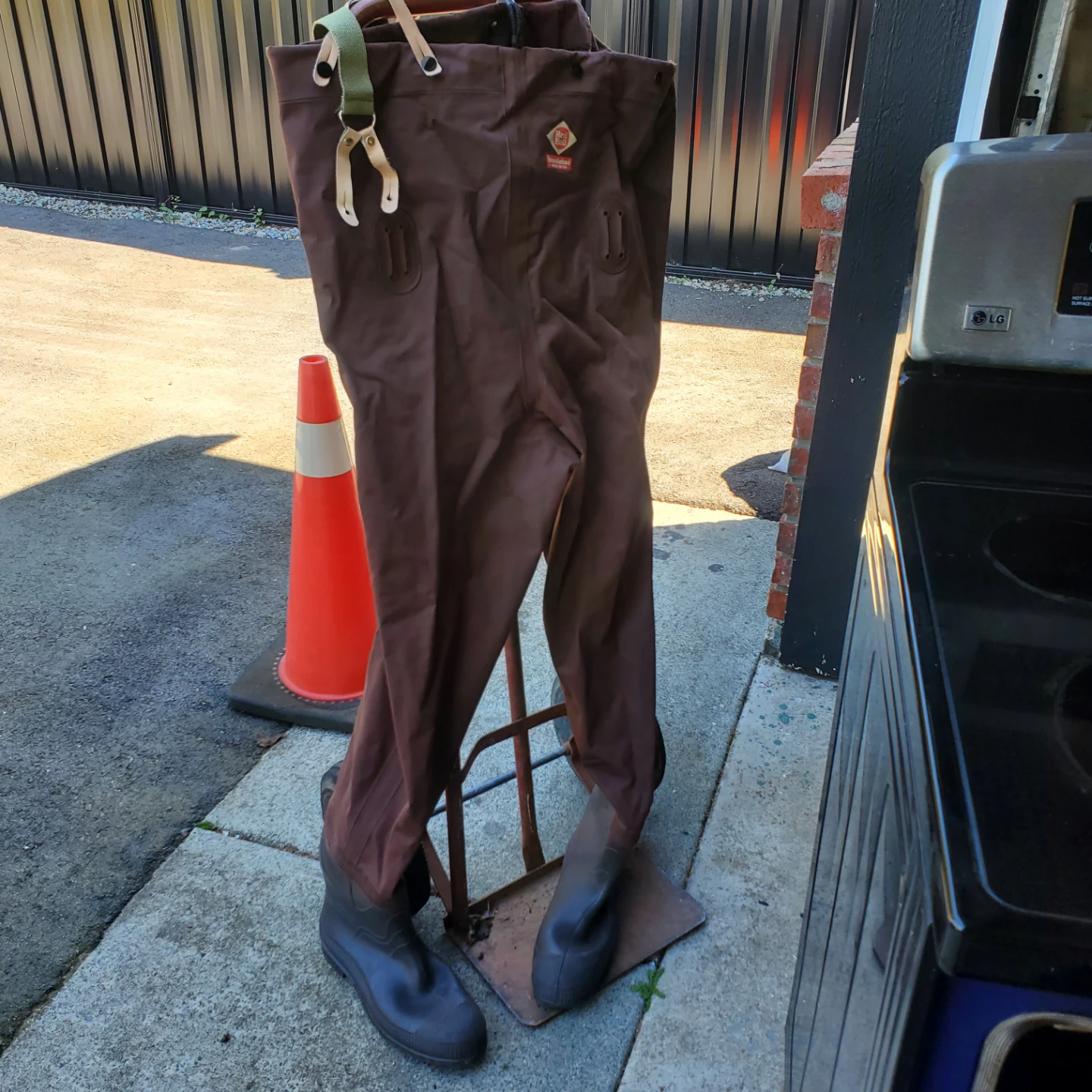 Red Ball Waders - photo 3