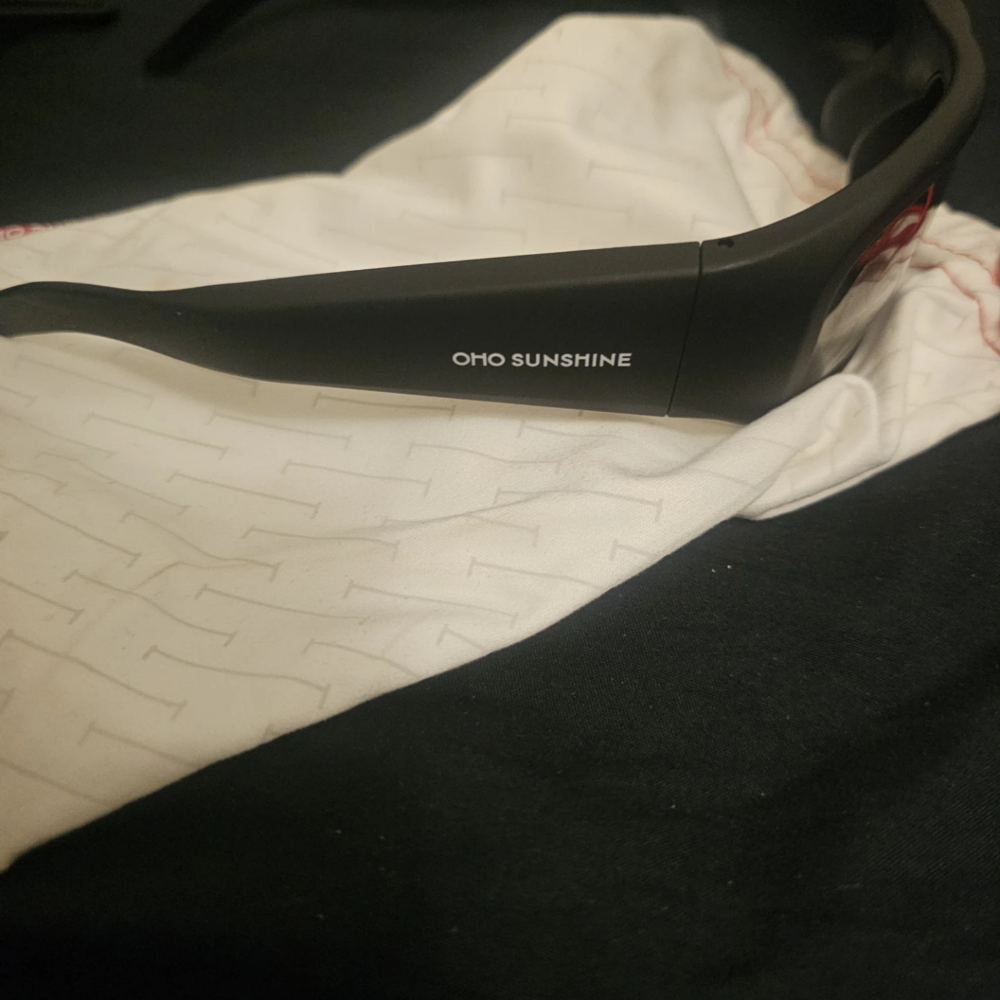 Camera OHO SUNSHINE Sunglasses with Case and Pouch - photo 3