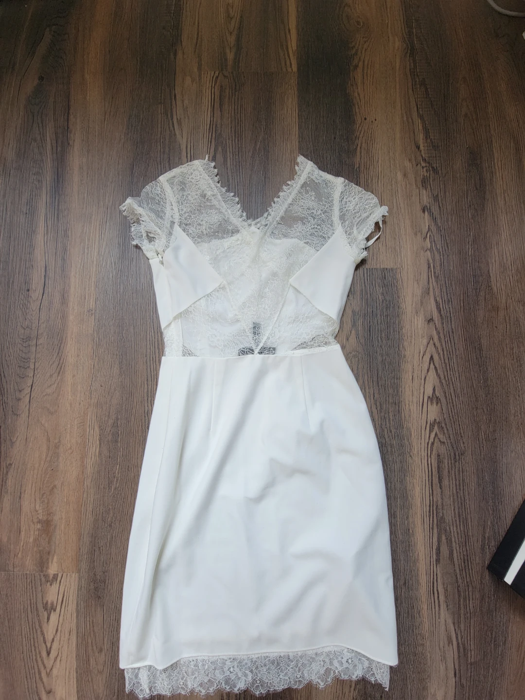 White Lace XS Dress