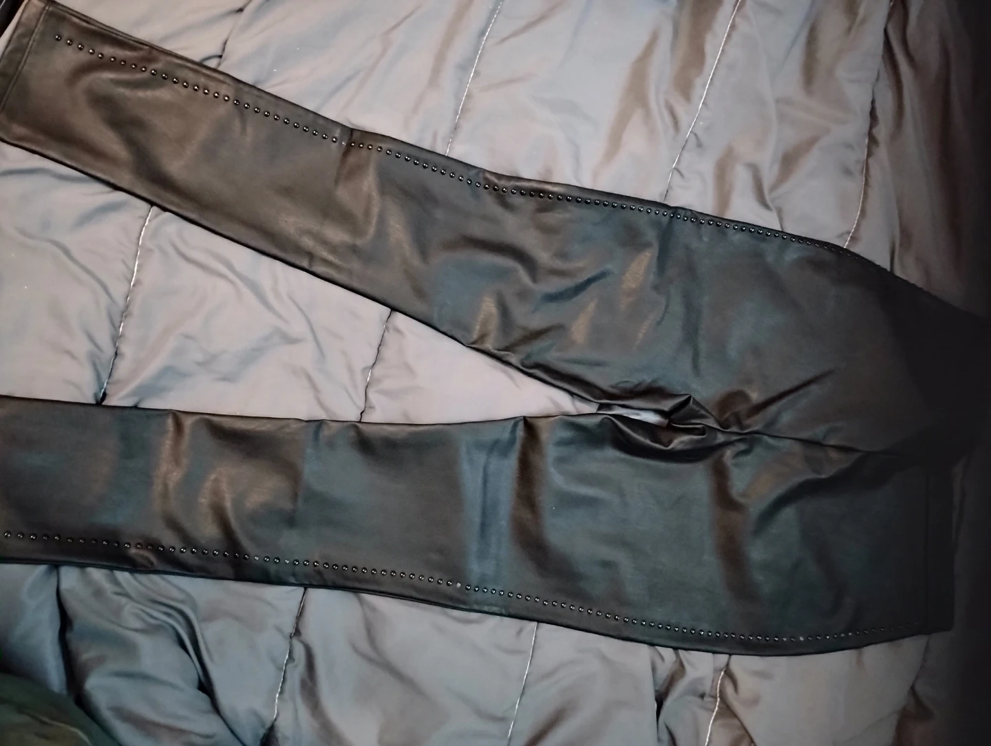 Karl Lagerfeld Black Faux Leather Pants Size 6 - photo 3