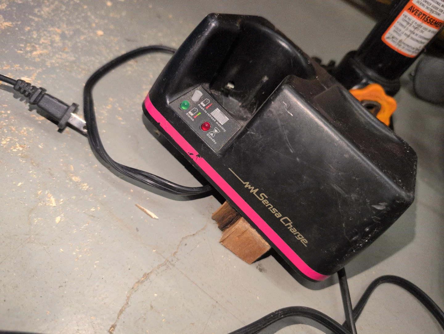ML Sensa Charge Battery Charger
