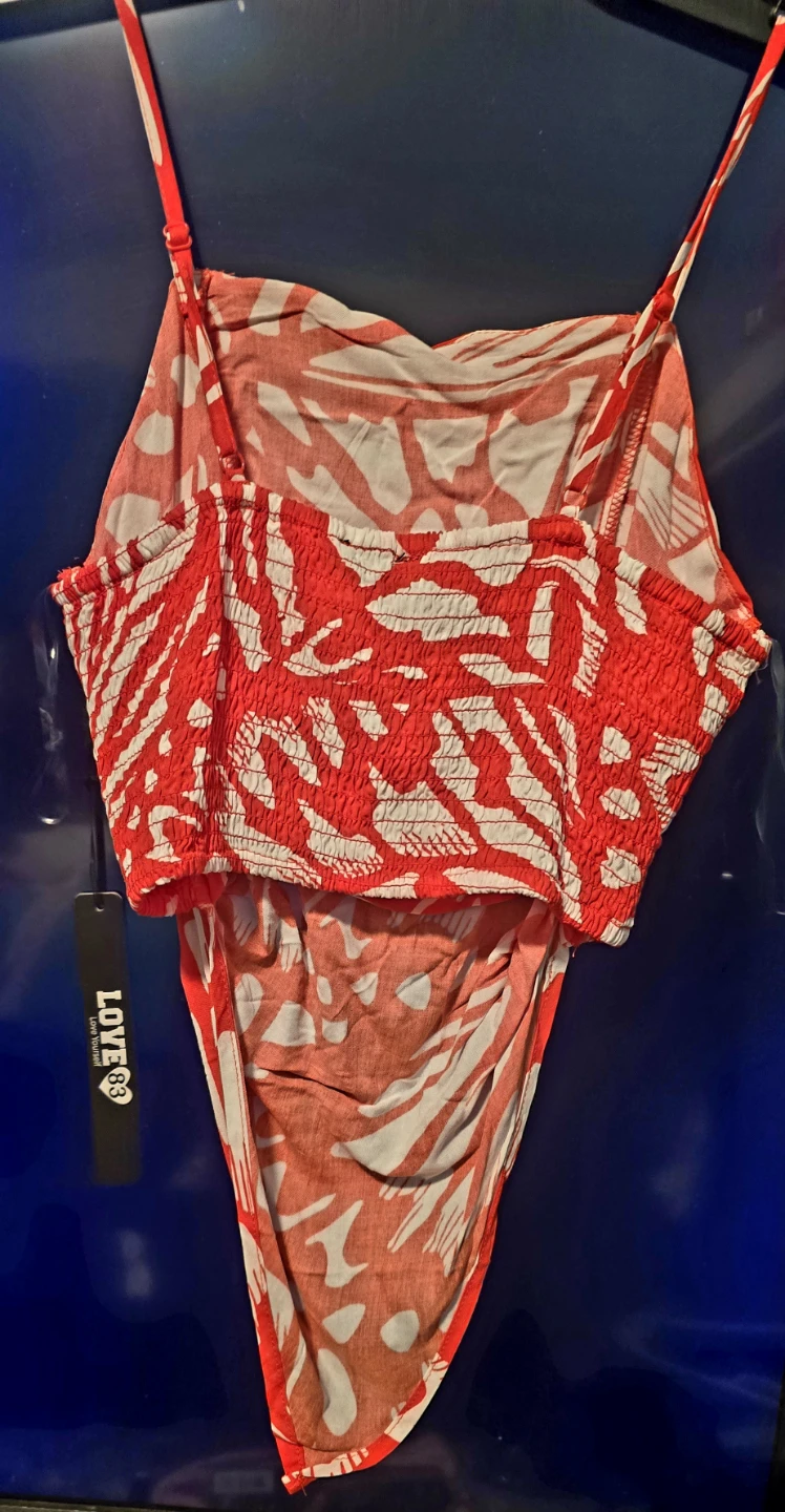 🥕Red and White Print Smocked Halter Tank Top - photo 4