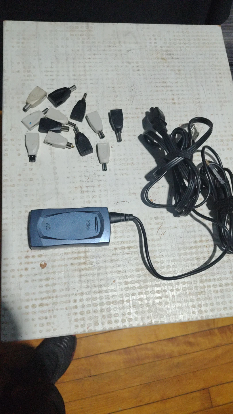 iGo Universal Power Adapter with Assorted Tips