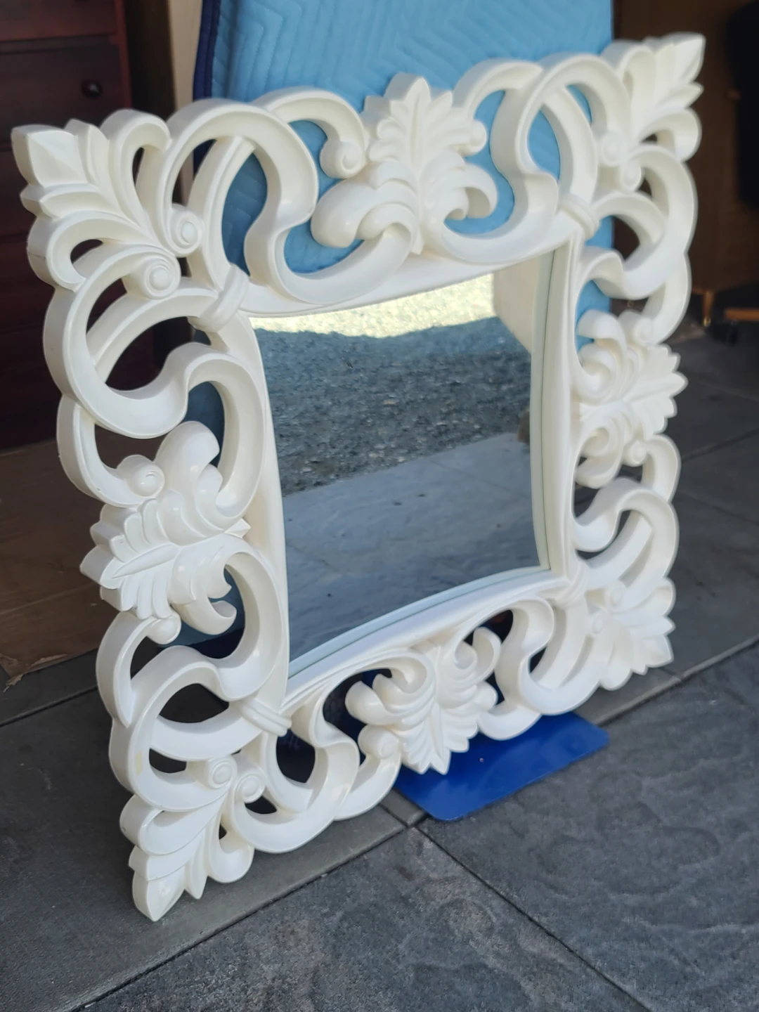 Decorative White Ornate Wall Mirror