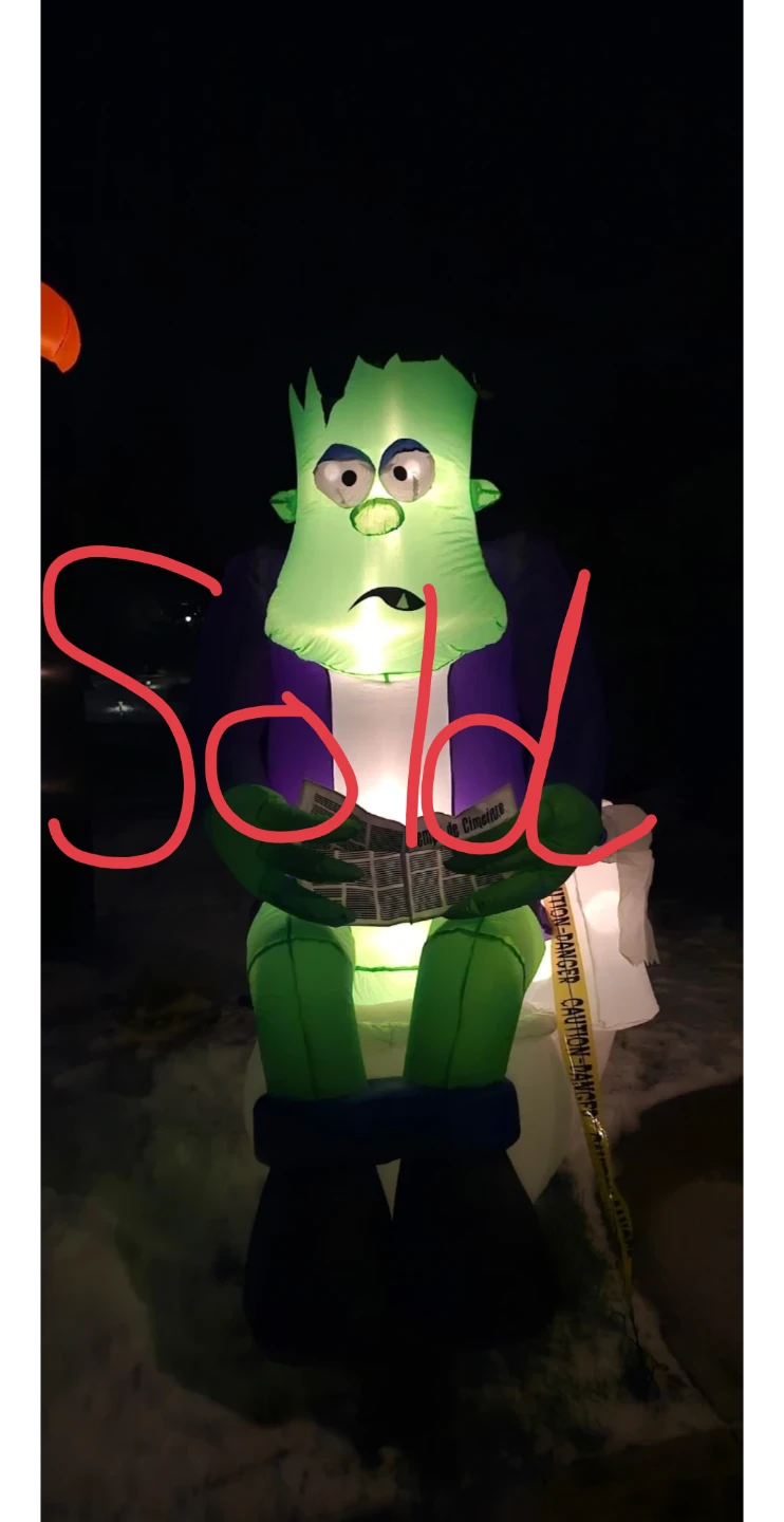 Monsters daily rumble and Pumpkin Scrooge sold separately - photo 2