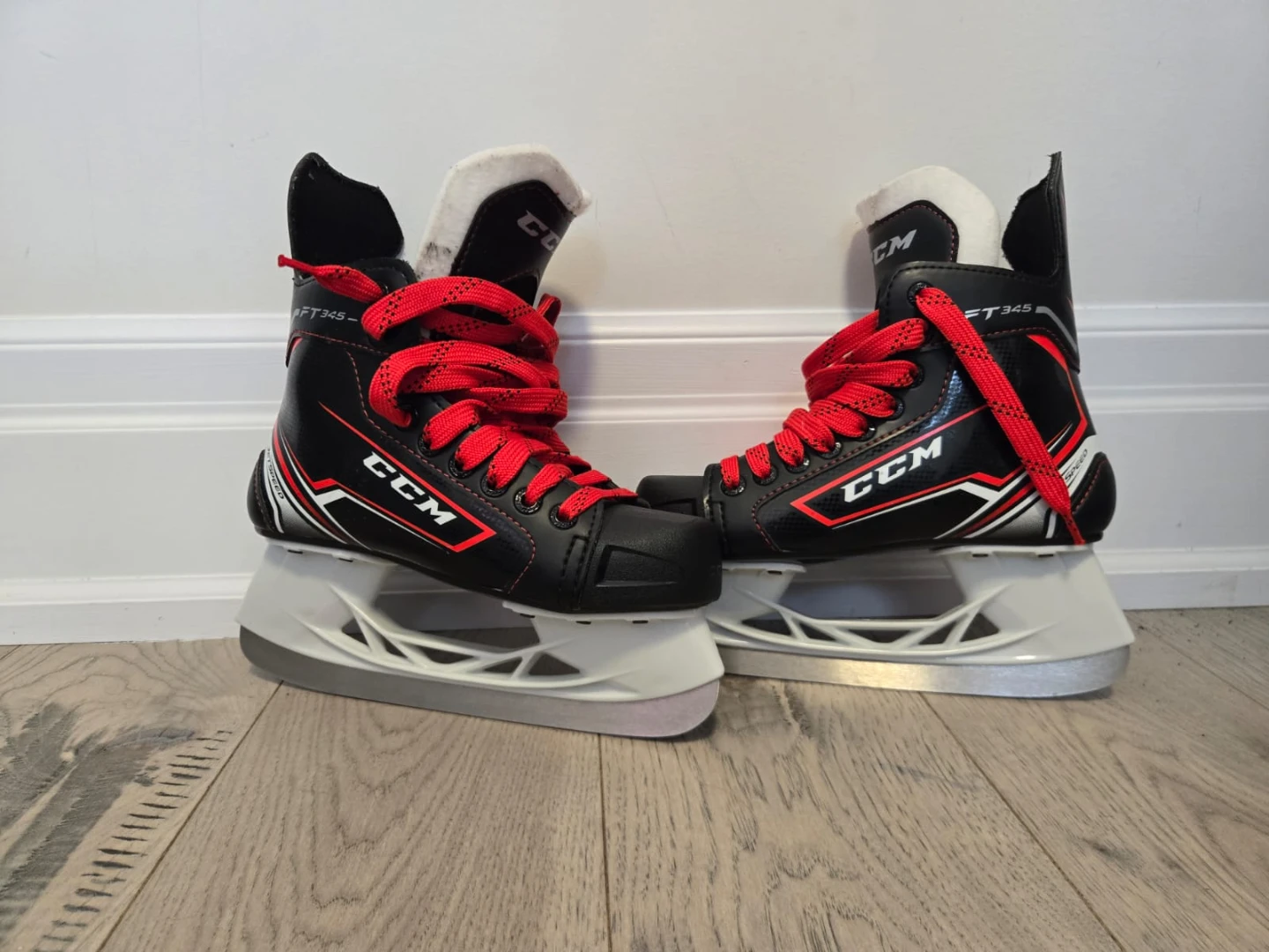 CCM Hockey Skates, Helmet, and Skate Canada Bag - photo 3