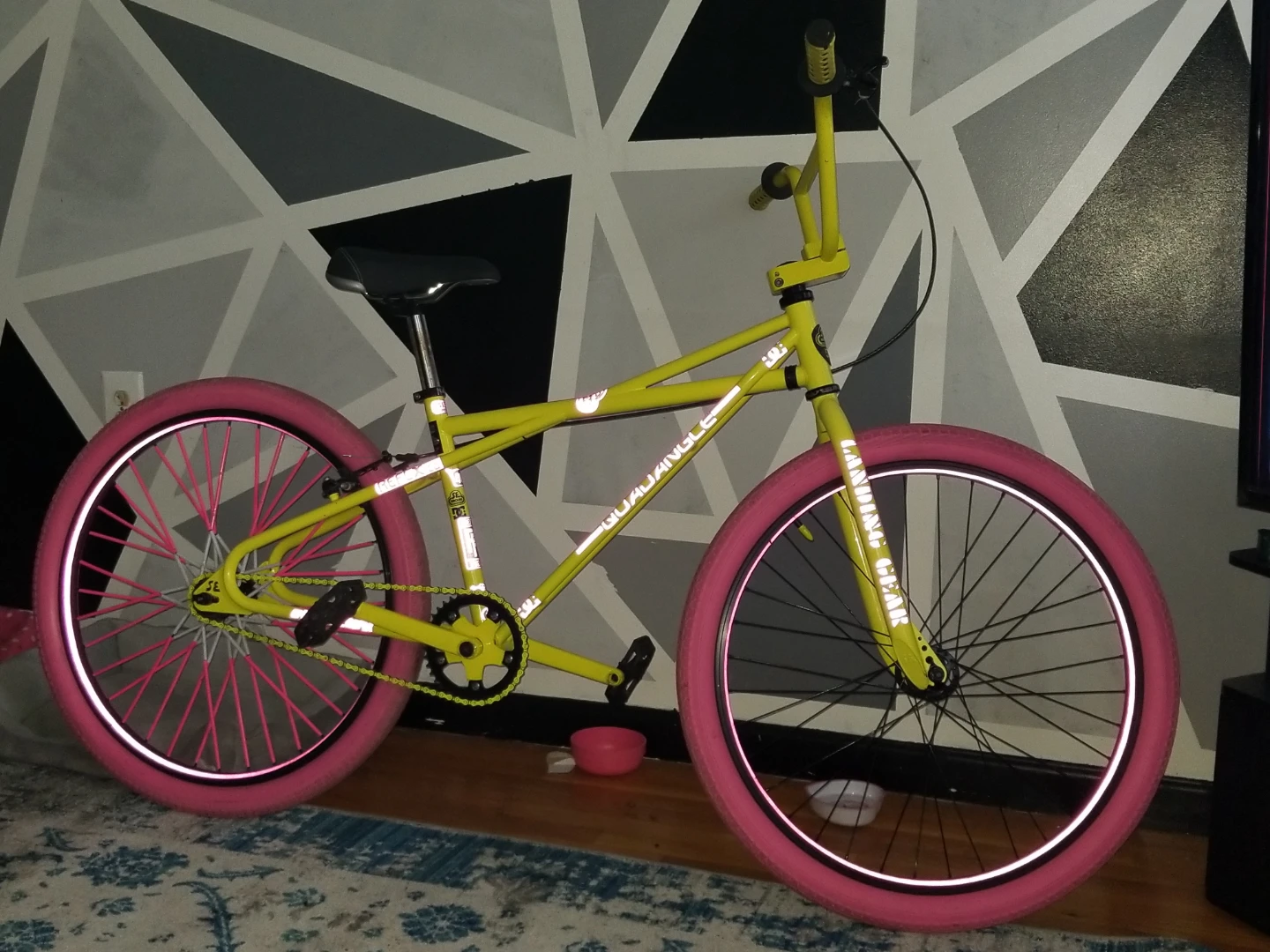 SE Bikes 2010 DC Quadangle BMX Bike. - photo 2