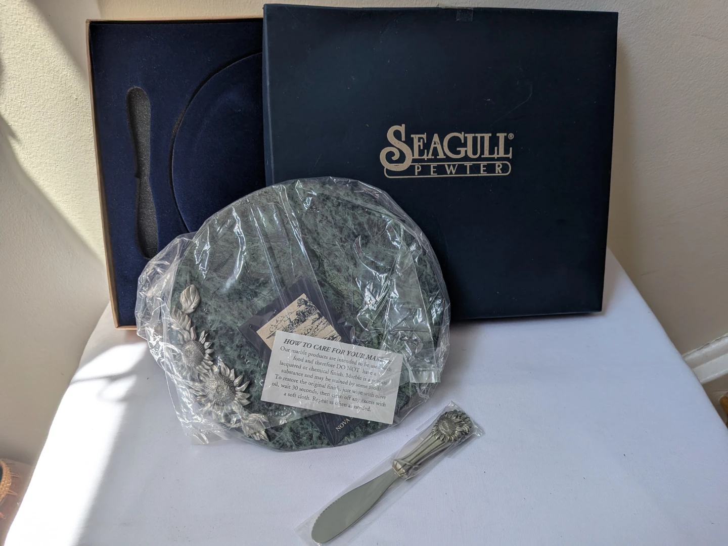 Seagull Pewter Marble Cheese Board with Knife