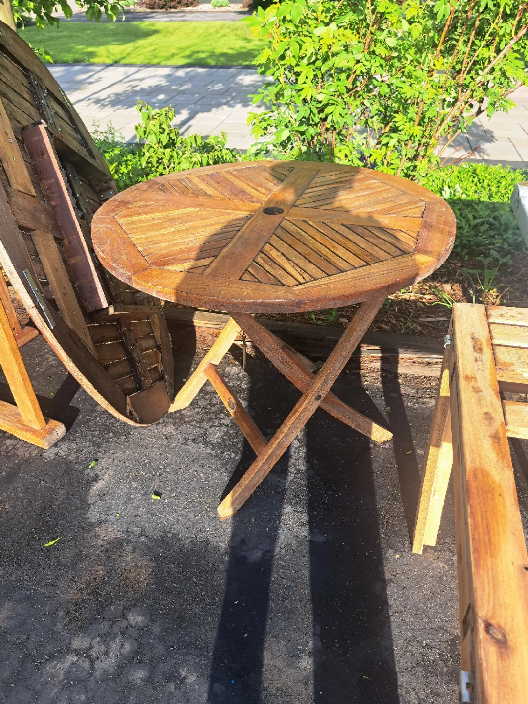 Patio teak table