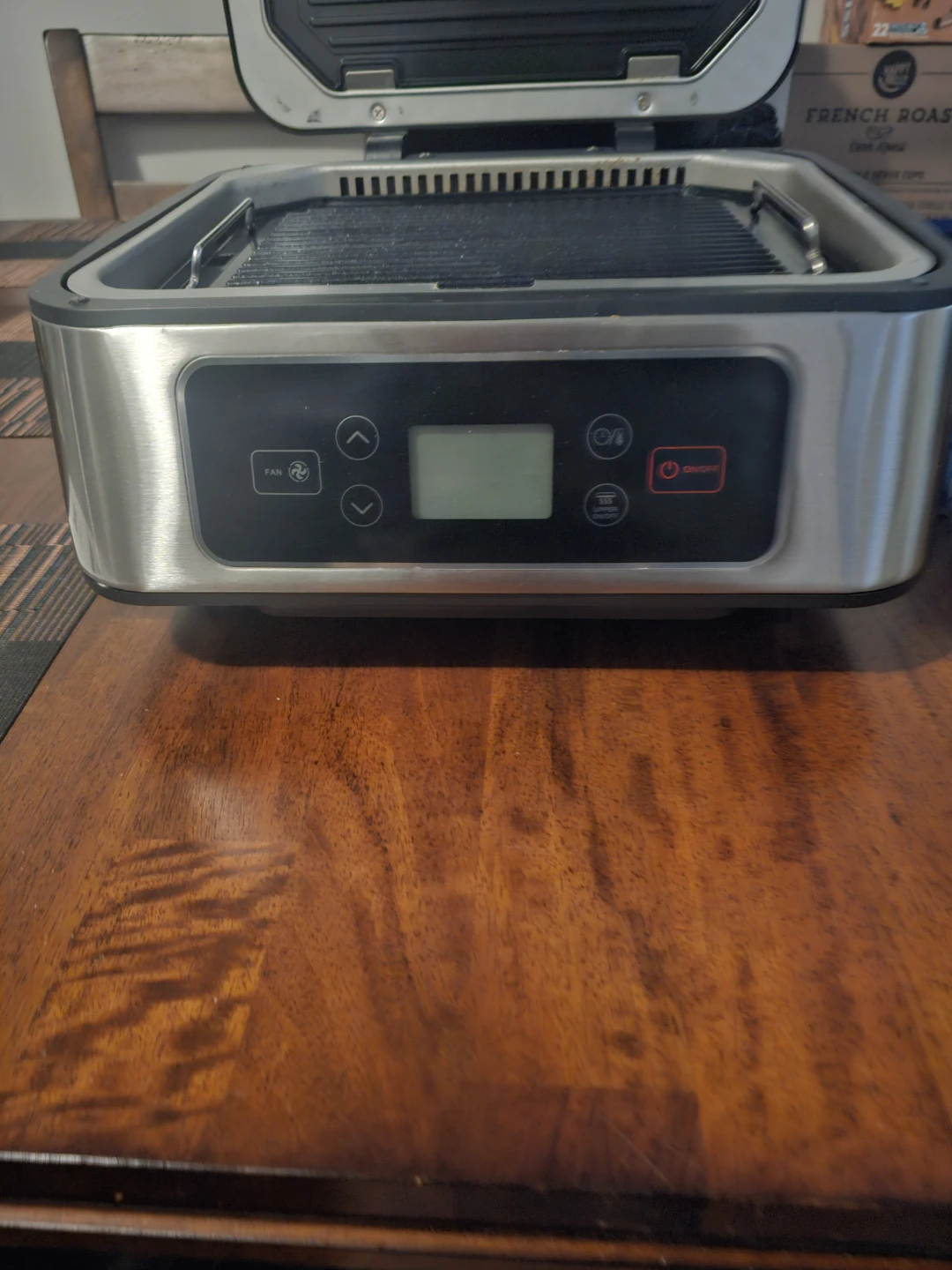 Shaq stainless steel smokeless grill - photo 3