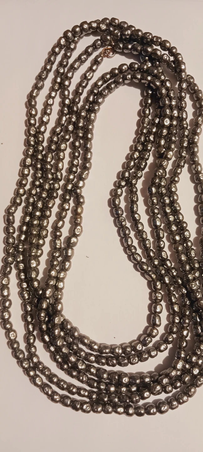 Beautiful Extra Long Dark Grey Pearl Necklace - photo 3